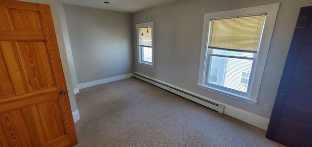 665 Washington 2, Whitman, MA 02382