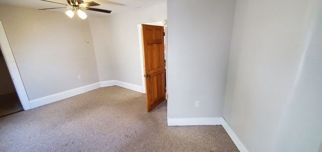 665 Washington 2, Whitman, MA 02382