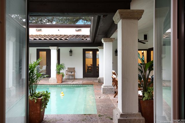 13731 Hunters Moss, San Antonio, TX 78230