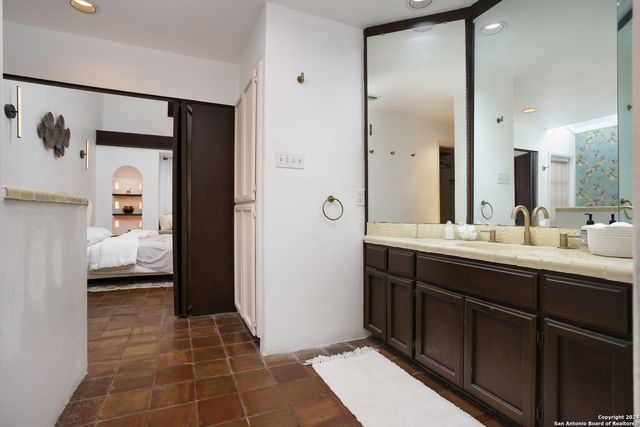 13731 Hunters Moss, San Antonio, TX 78230