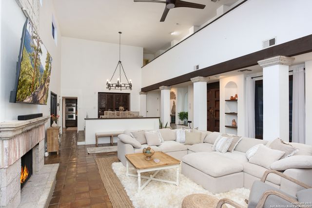 13731 Hunters Moss, San Antonio, TX 78230