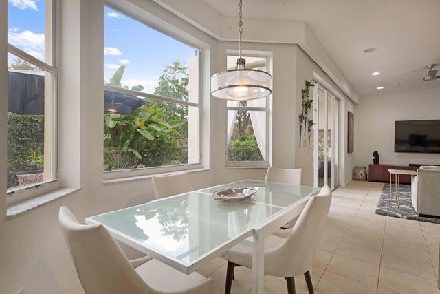 9061 DUPONT Place, Wellington, FL 33414