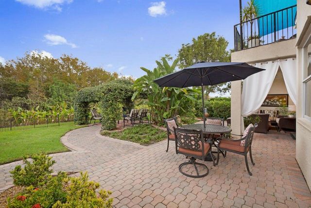 9061 DUPONT Place, Wellington, FL 33414