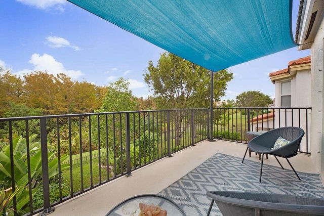 9061 DUPONT Place, Wellington, FL 33414