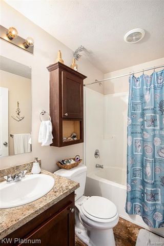 57911 Lancaster Road, Washington, MI 48094