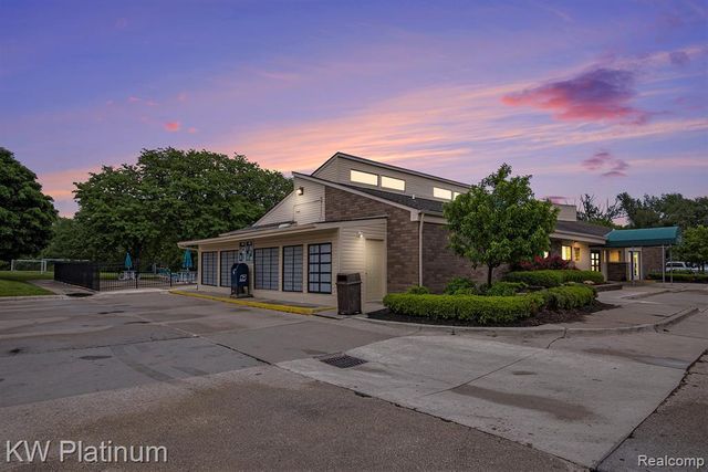 57911 Lancaster Road, Washington, MI 48094