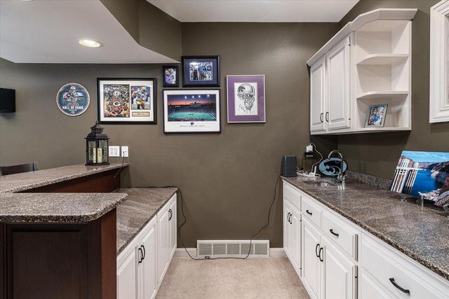 2529 Baumgartner DRIVE, La Crosse, WI 54603