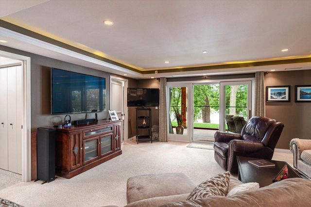 2529 Baumgartner DRIVE, La Crosse, WI 54603