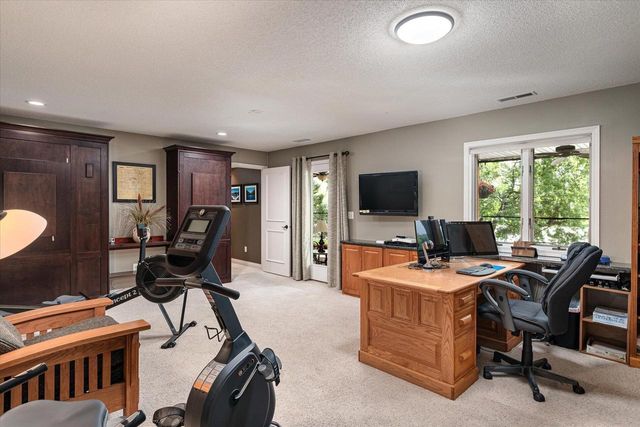 2529 Baumgartner DRIVE, La Crosse, WI 54603