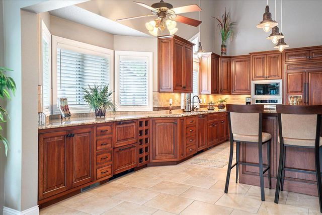 2529 Baumgartner DRIVE, La Crosse, WI 54603