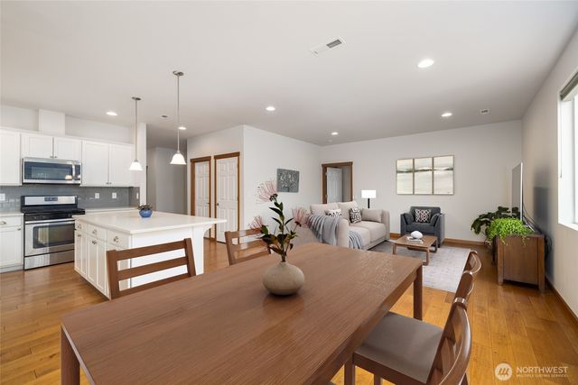 139 S 47th Street, Mount Vernon, WA 98274