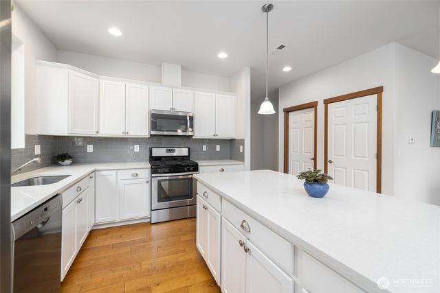 139 S 47th Street, Mount Vernon, WA 98274