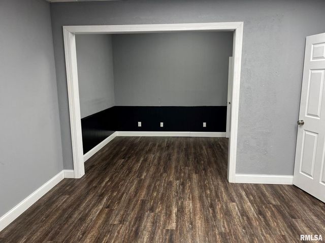 730 E KIMBERLY Road, Davenport, IA 52807