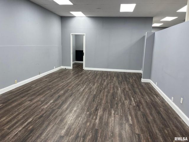 730 E KIMBERLY Road, Davenport, IA 52807