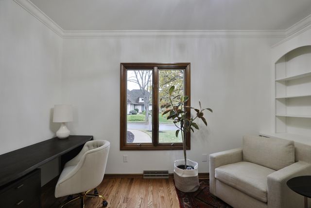 128 Green Springs Drive, Columbus, OH 43235