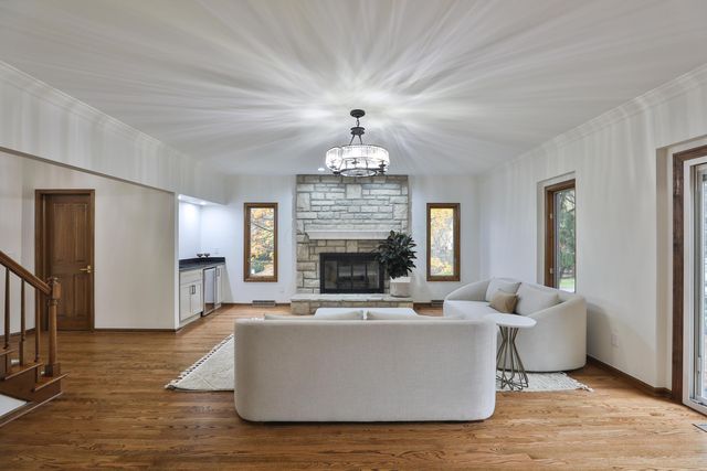 128 Green Springs Drive, Columbus, OH 43235