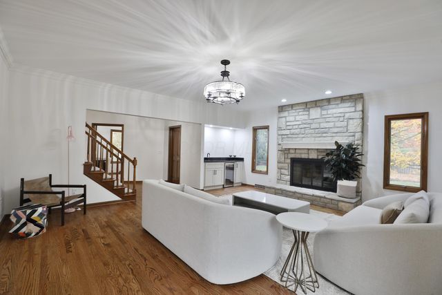 128 Green Springs Drive, Columbus, OH 43235