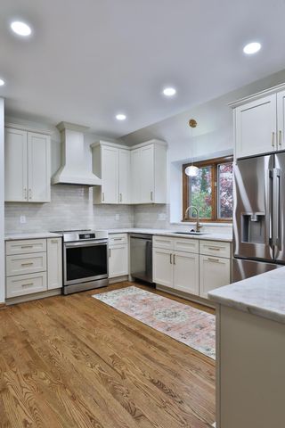 128 Green Springs Drive, Columbus, OH 43235