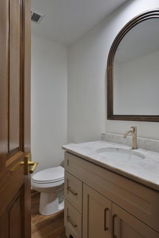 128 Green Springs Drive, Columbus, OH 43235