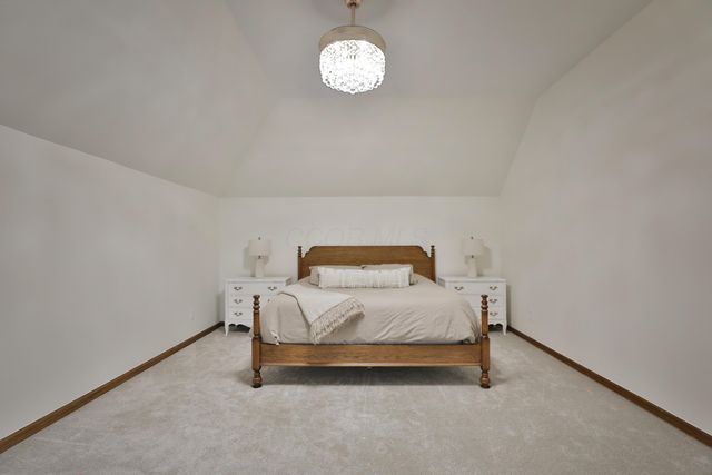 128 Green Springs Drive, Columbus, OH 43235