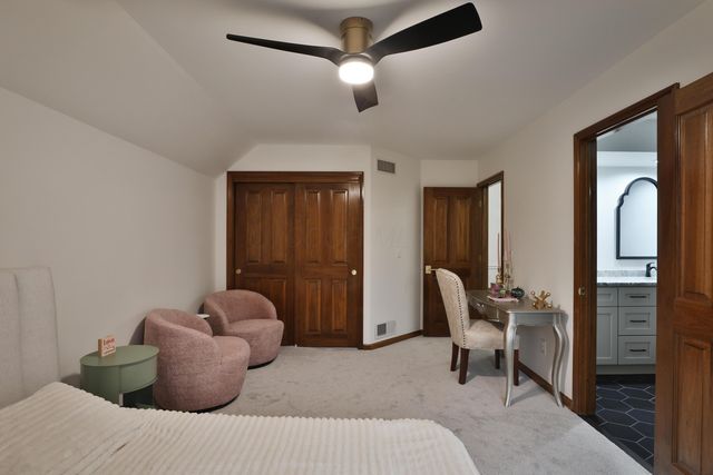 128 Green Springs Drive, Columbus, OH 43235