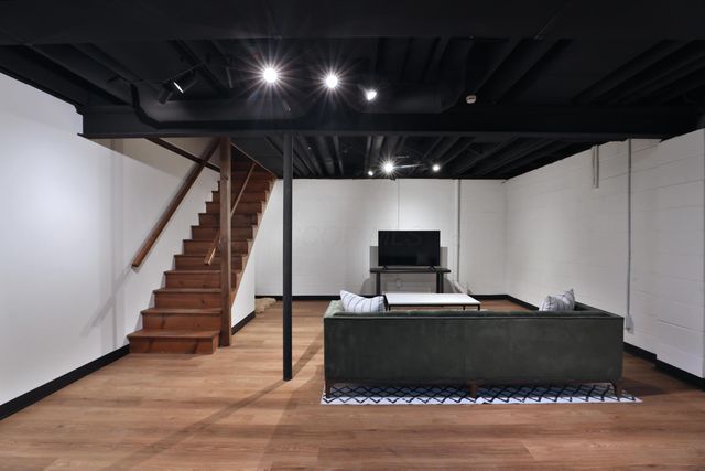 128 Green Springs Drive, Columbus, OH 43235