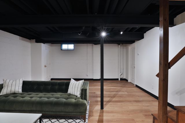 128 Green Springs Drive, Columbus, OH 43235