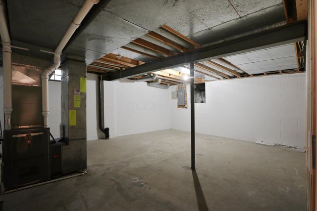 128 Green Springs Drive, Columbus, OH 43235