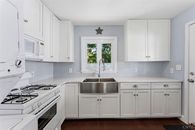 37 Hazelhurst Avenue, Owasco, NY 13021