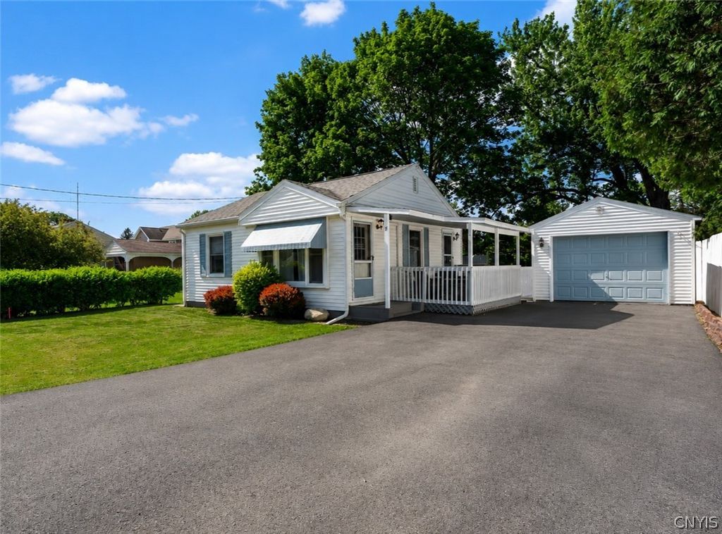 37 Hazelhurst Avenue, Owasco, NY 13021