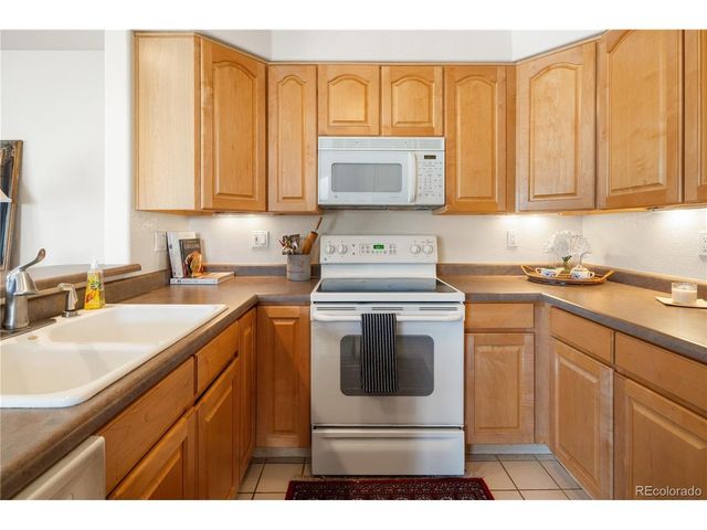 925 Hover Ridge Cir, Longmont, CO 80501