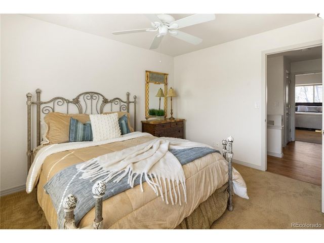 925 Hover Ridge Cir, Longmont, CO 80501