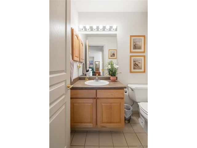 925 Hover Ridge Cir, Longmont, CO 80501