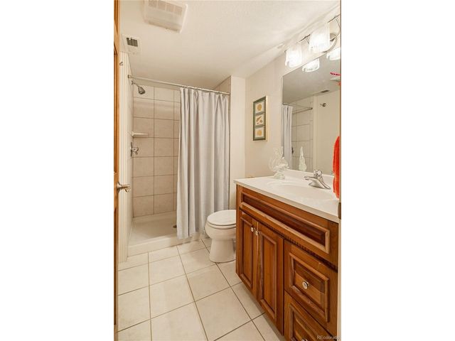 925 Hover Ridge Cir, Longmont, CO 80501