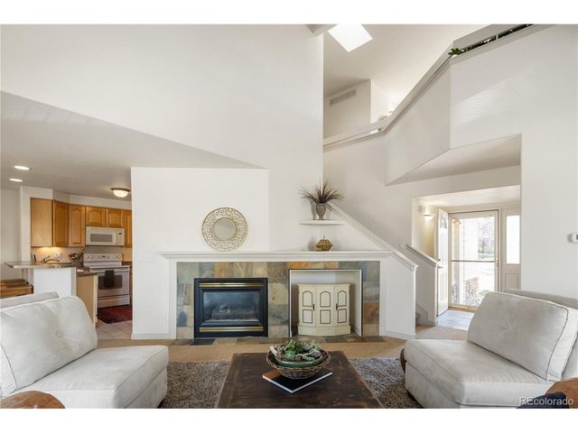 925 Hover Ridge Cir, Longmont, CO 80501