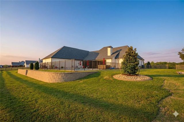 29 Ravenfield Road, Taylorsville, GA 30178