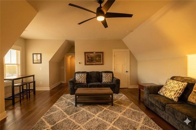 29 Ravenfield Road, Taylorsville, GA 30178