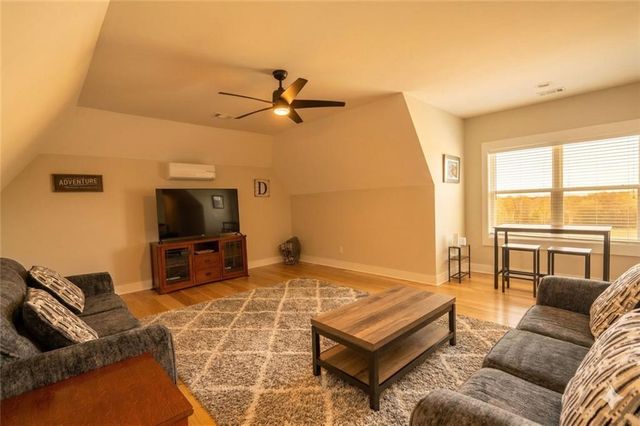 29 Ravenfield Road, Taylorsville, GA 30178