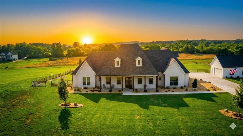 29 Ravenfield Road, Taylorsville, GA 30178