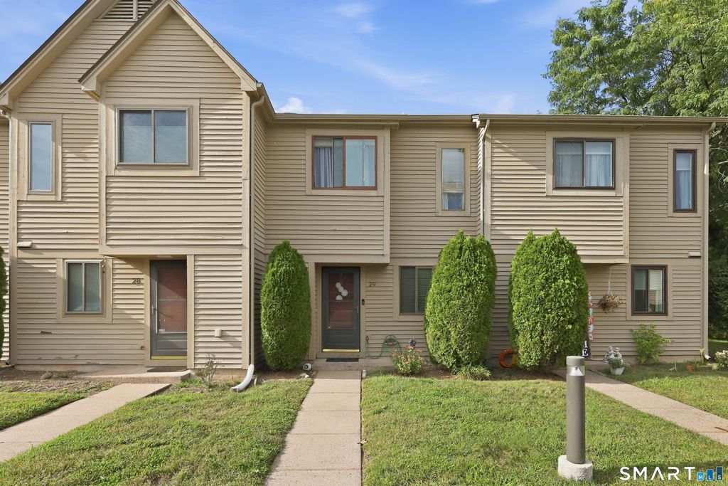 195 Village Square Drive 29, New Britain, CT 06053