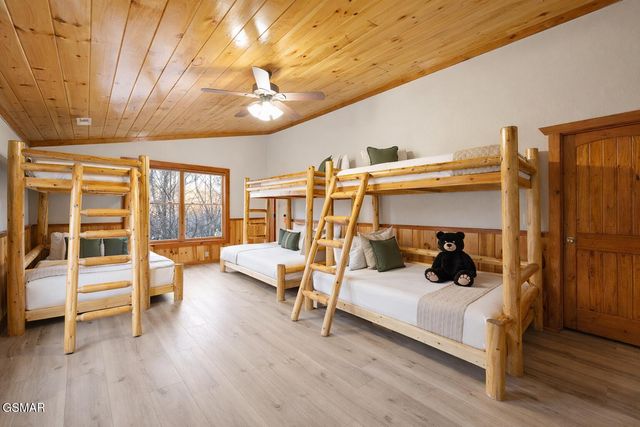 225 Maranatha Way, Cosby, TN 37722