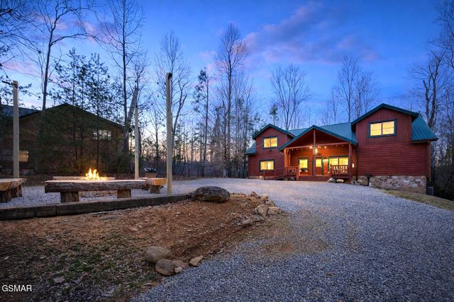 225 Maranatha Way, Cosby, TN 37722