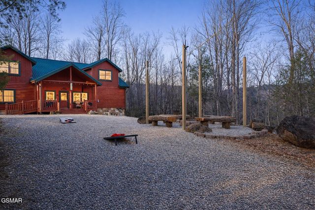 225 Maranatha Way, Cosby, TN 37722