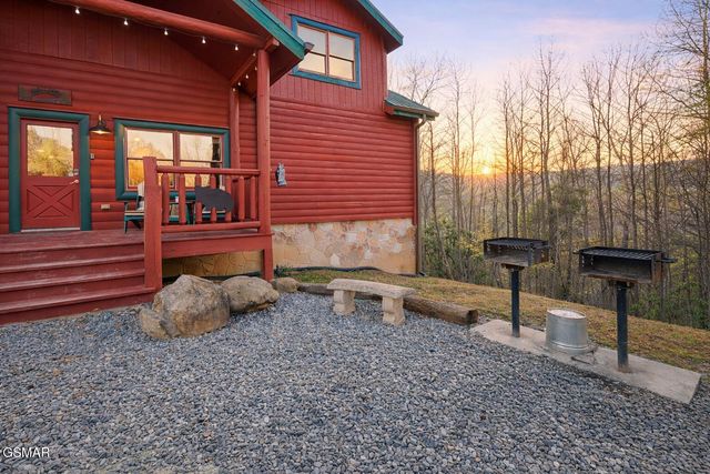 225 Maranatha Way, Cosby, TN 37722