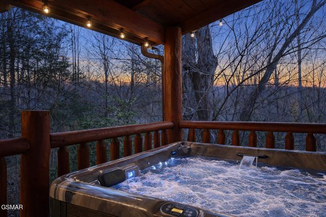 225 Maranatha Way, Cosby, TN 37722