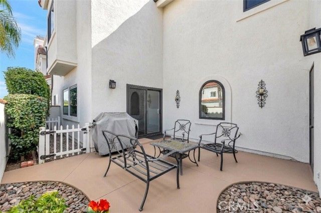 1219 Delaware Street, Huntington Beach, CA 92648