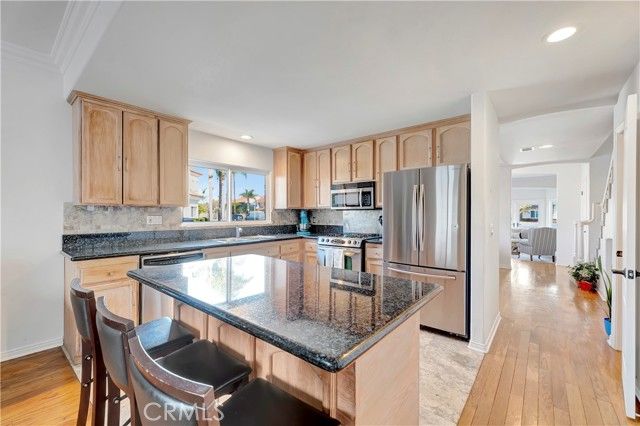 1219 Delaware Street, Huntington Beach, CA 92648