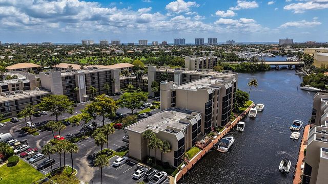 8 Royal Palm Way 401, Boca Raton, FL 33432