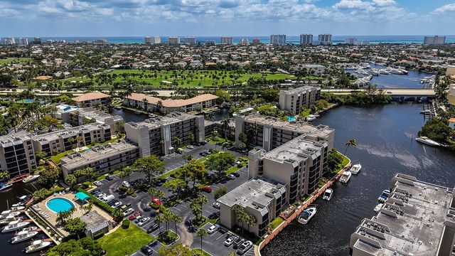 8 Royal Palm Way 401, Boca Raton, FL 33432