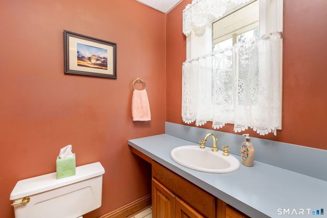 685 Norwich Avenue, Colchester, CT 06415